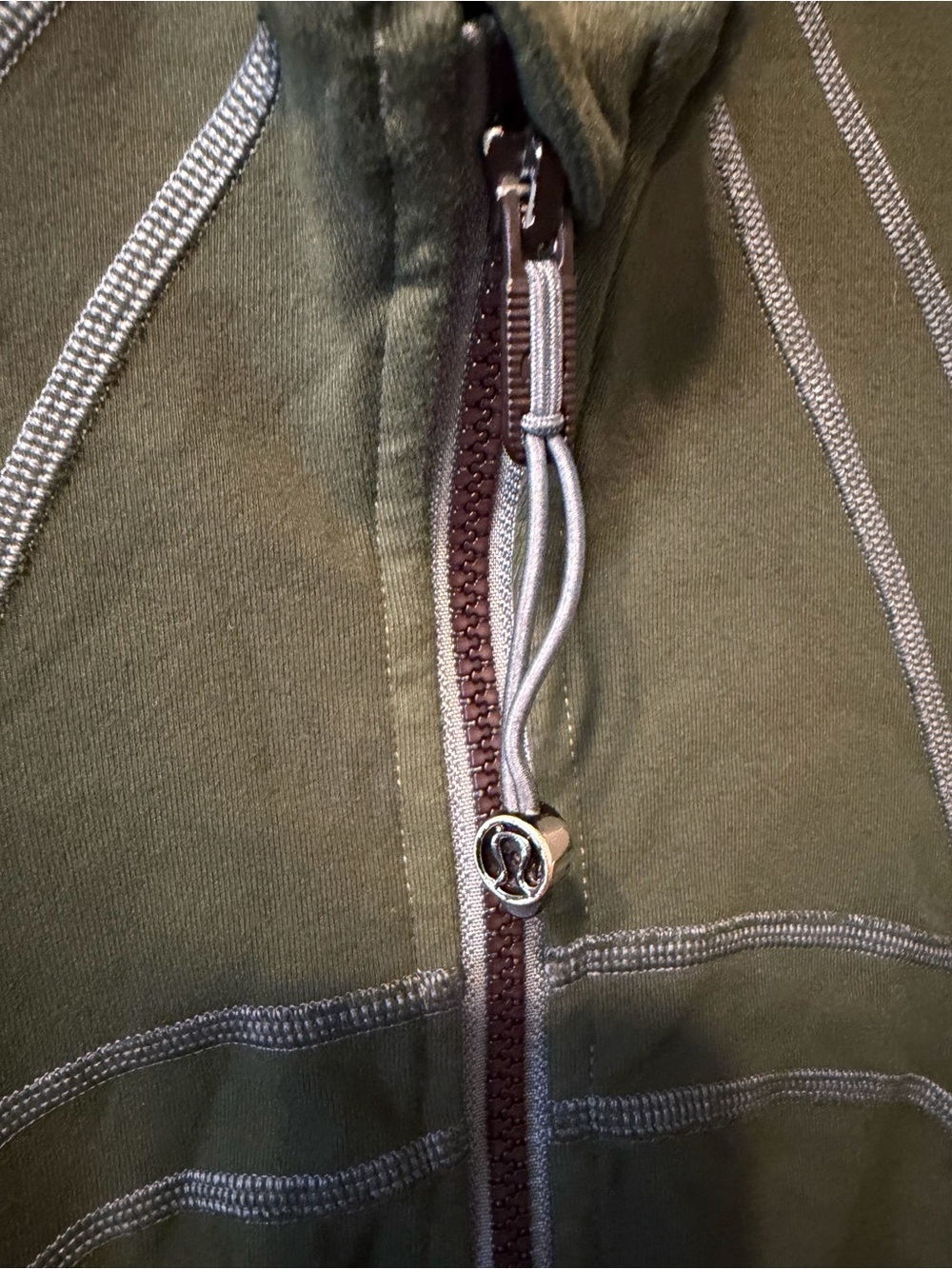 059 Lululemon Define Jacket - Picture 2 of 7
